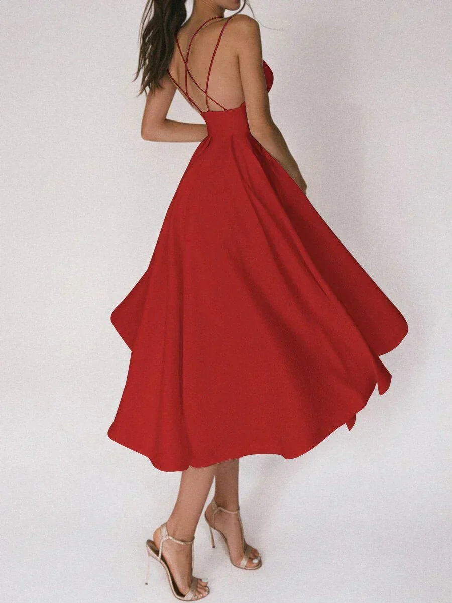 Elara - Graceful Minimalist Dress