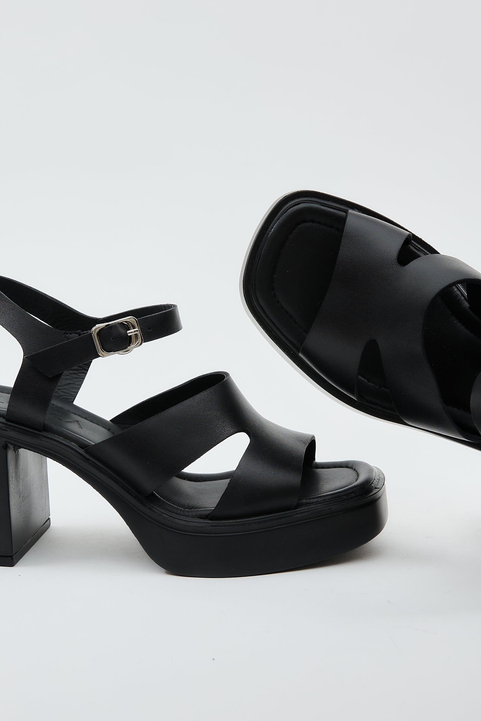 Giri Black