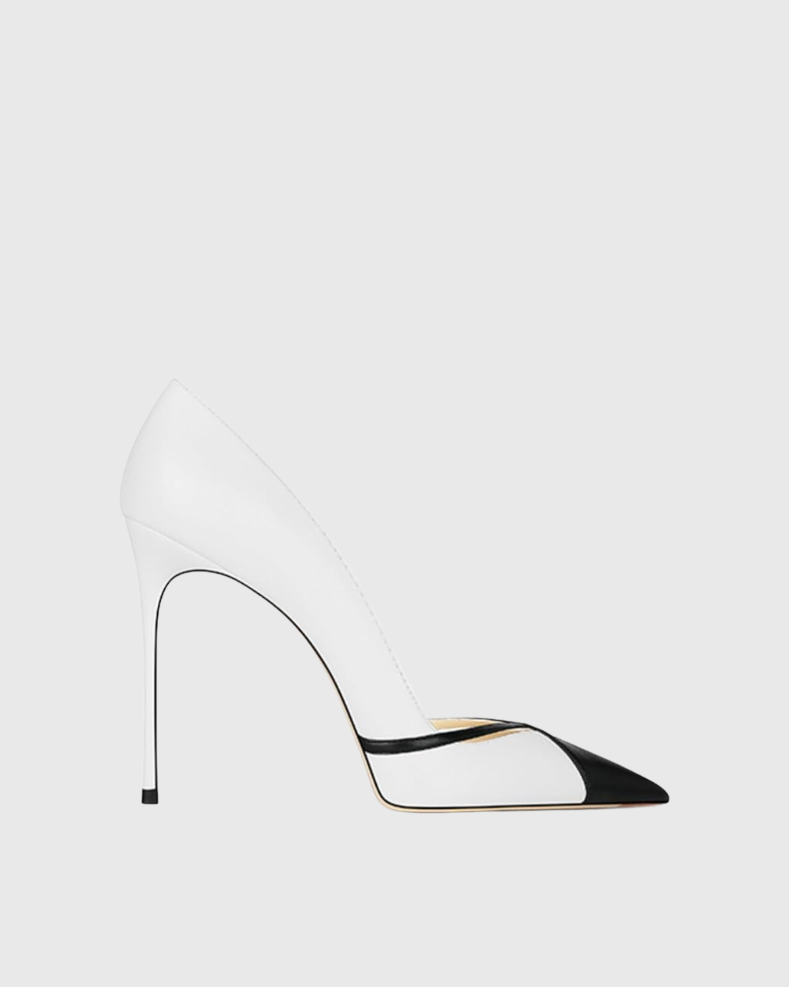 Reina Black And White Splicing Pumps