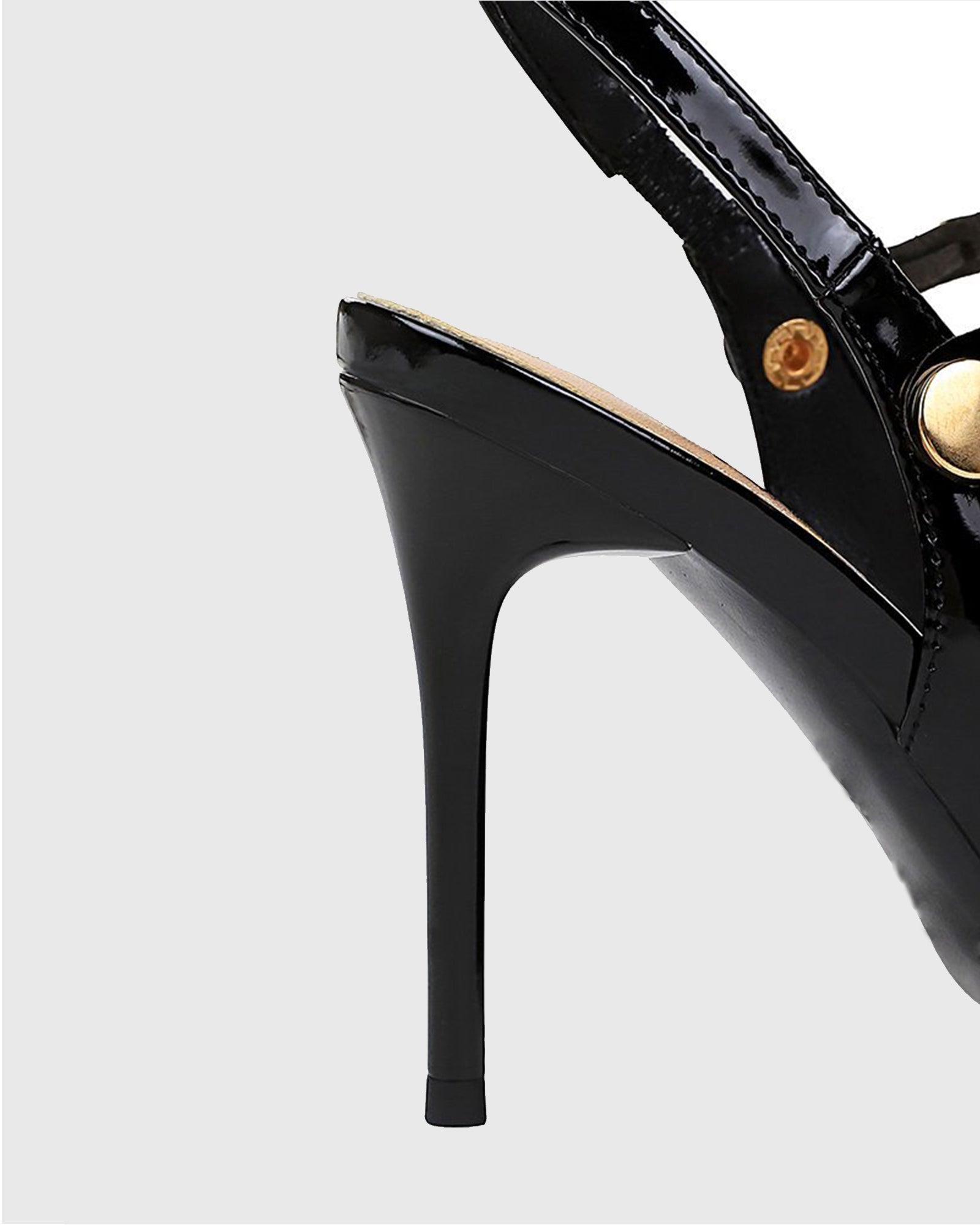 Xylona Metal Chain Slingback Pumps In Black
