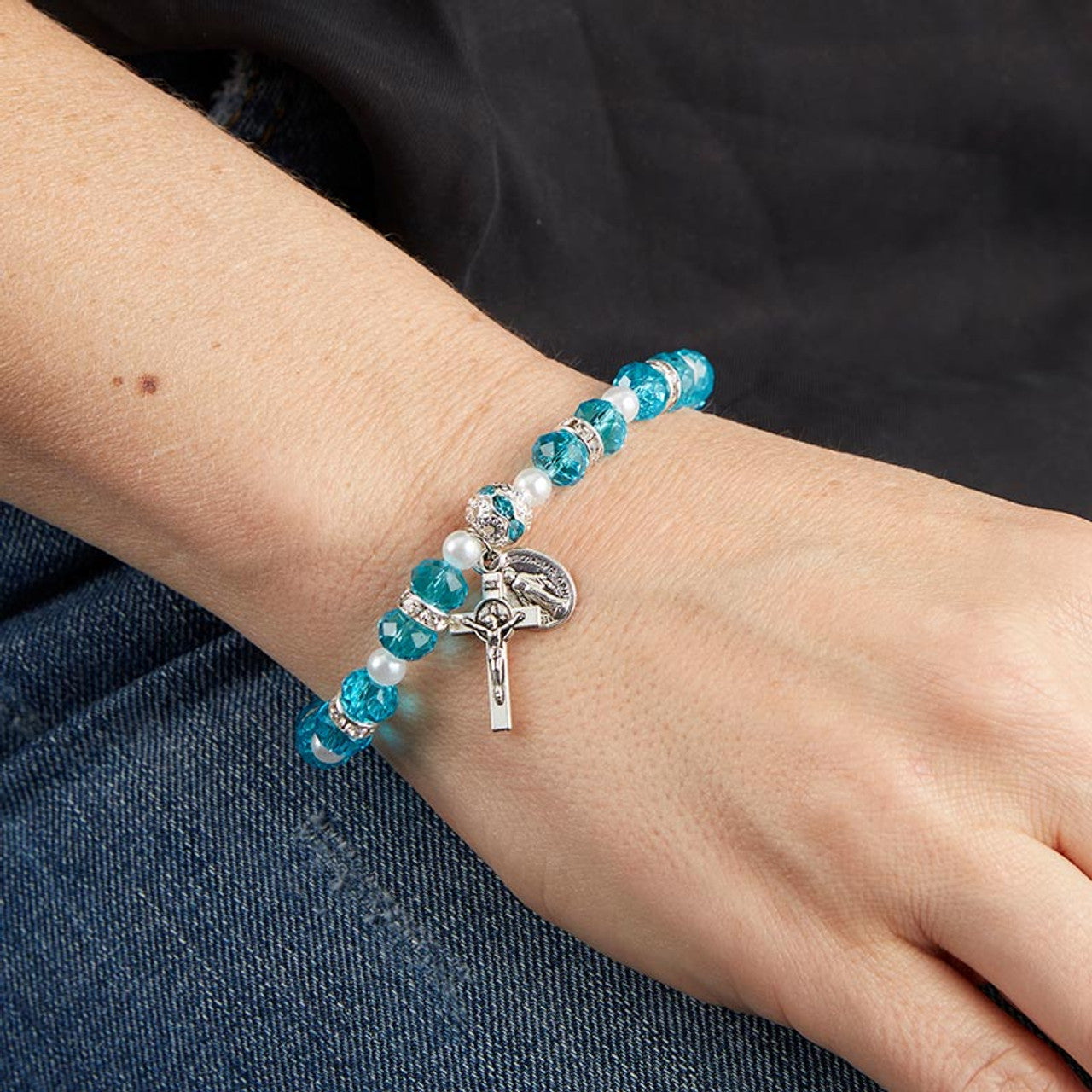 Crystal Beads Stretch Bracelet with Crucifix and Miraculous Medal
