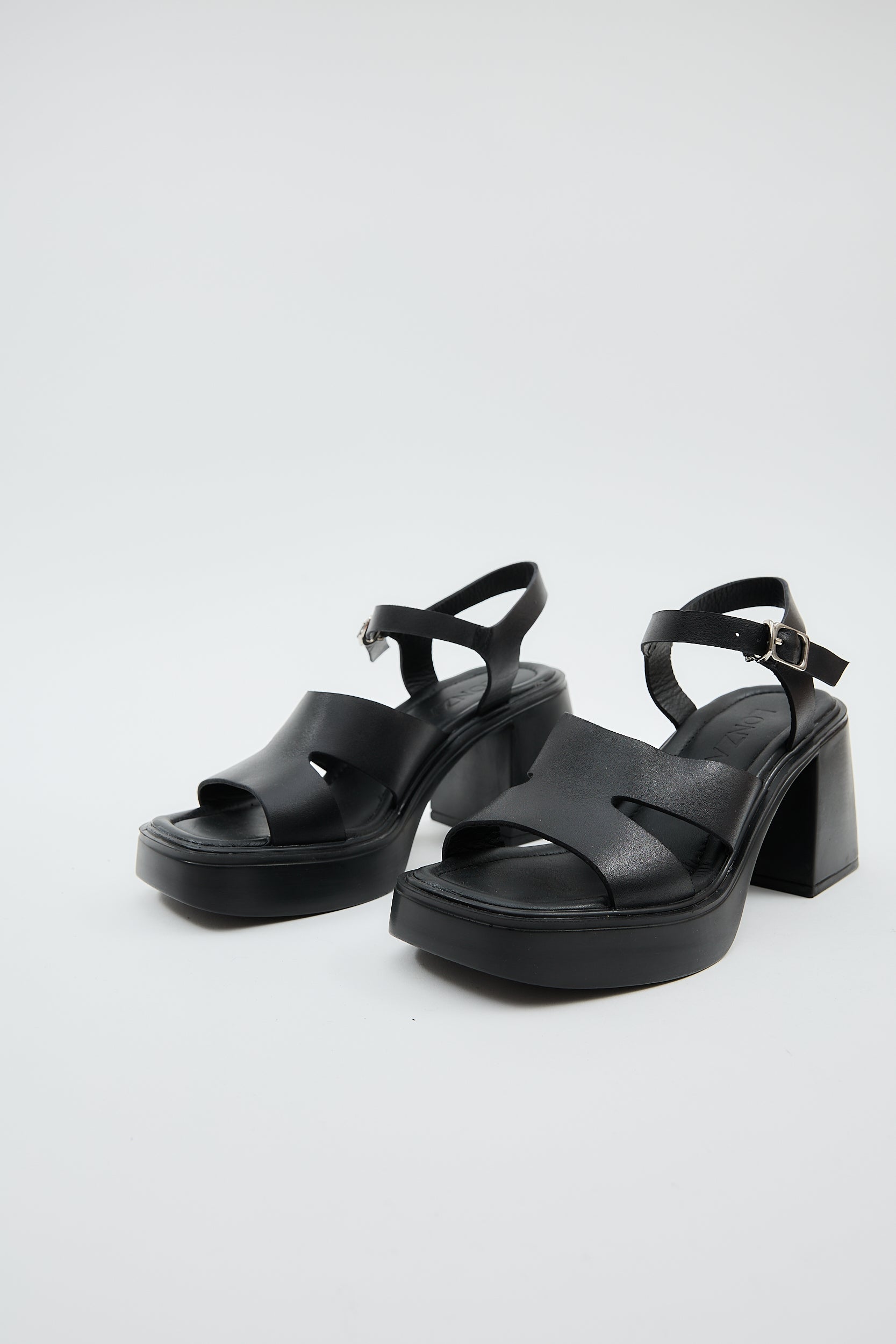 Giri Black