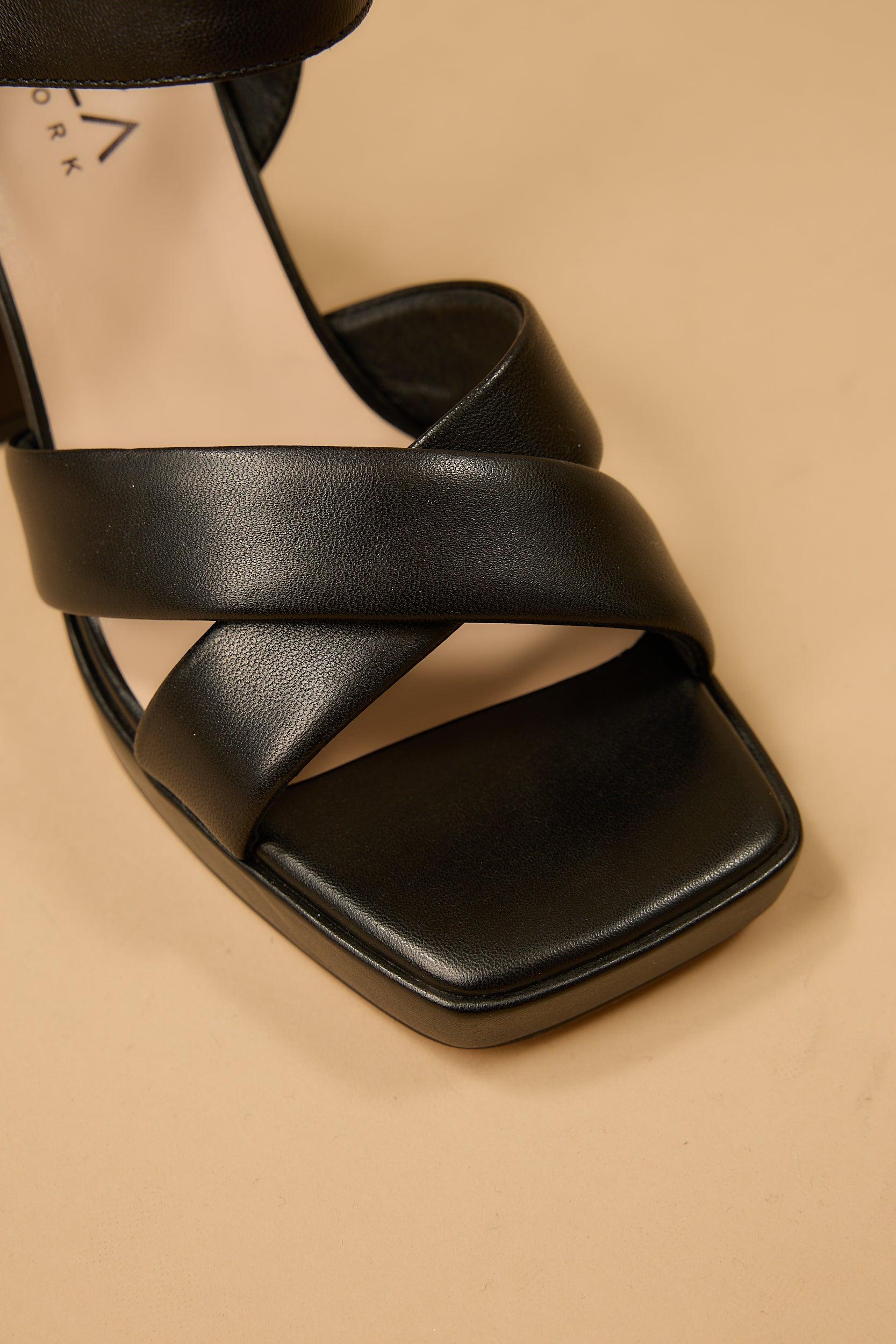 Esperanza Black