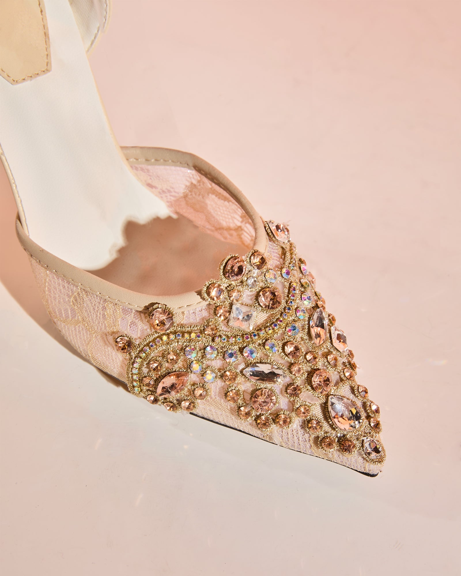 Sadb Diamond Embroidery  Pumps In Apricot